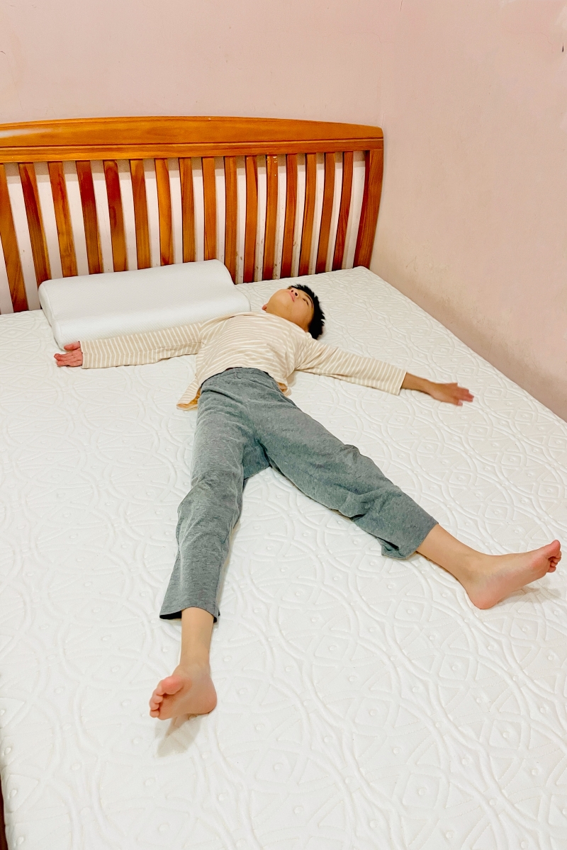 QSHION 4D高涵氧纖維床墊，讓過敏的Lucas能好好睡覺，是生活中很重要的幸福感！ - LUCAS阿嬤愛旅行