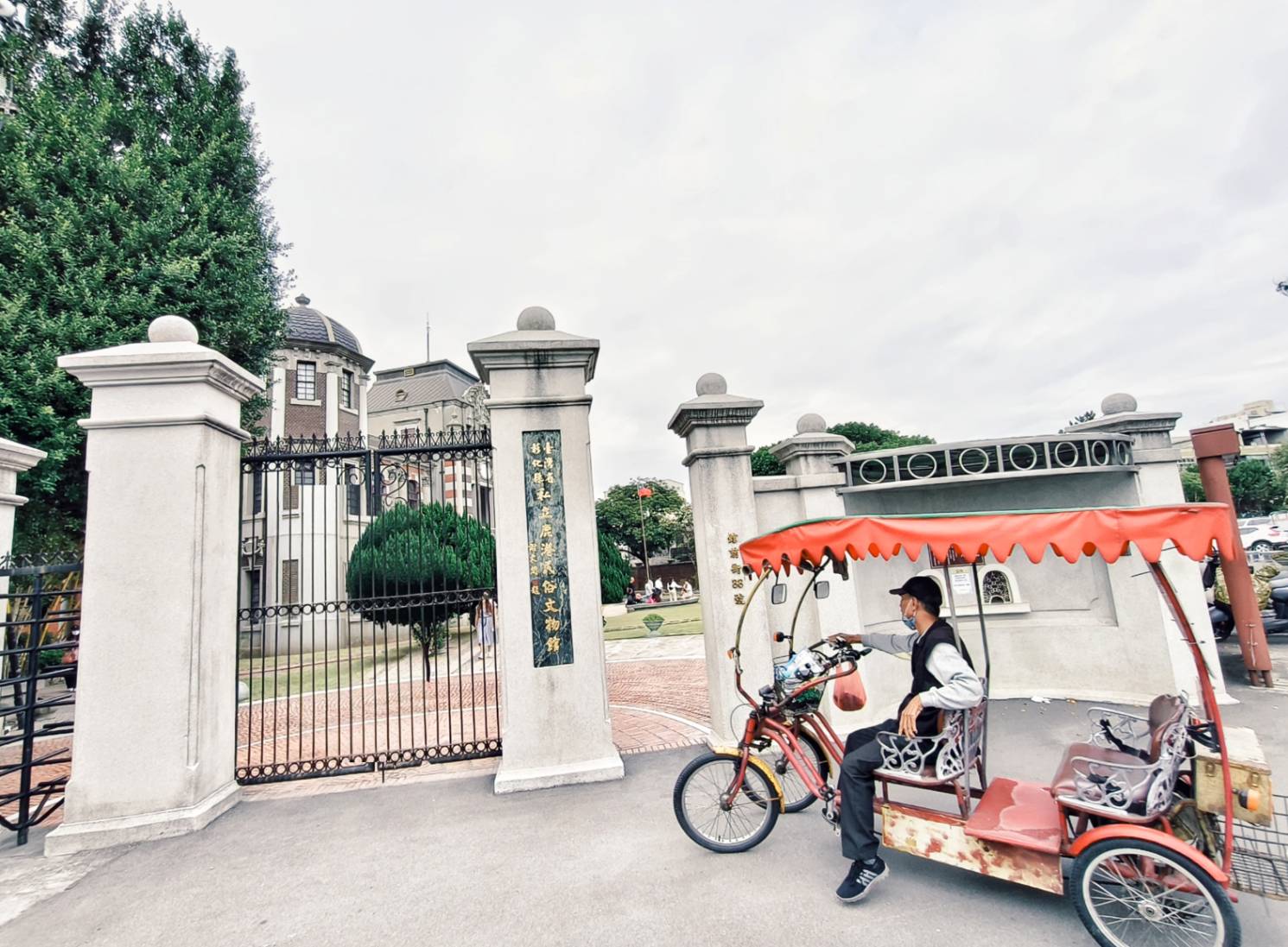 熟齡旅人慢遊鹿港,免驚!老街.麵茶.三輪車.民俗文物館.搭9018去鹿港 - LUCAS阿嬤愛旅行 熟齡旅人慢遊鹿港,免驚!老街.麵茶.三輪車.民俗文物館.搭9018去鹿港 - LUCAS阿嬤愛旅行