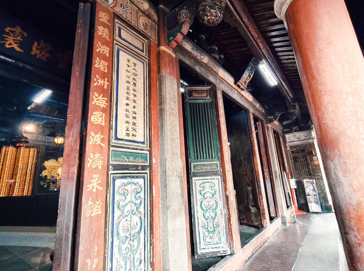 熟齡旅人慢遊鹿港,免驚!老街.麵茶.三輪車.民俗文物館.搭9018去鹿港 - LUCAS阿嬤愛旅行 熟齡旅人慢遊鹿港,免驚!老街.麵茶.三輪車.民俗文物館.搭9018去鹿港 - LUCAS阿嬤愛旅行