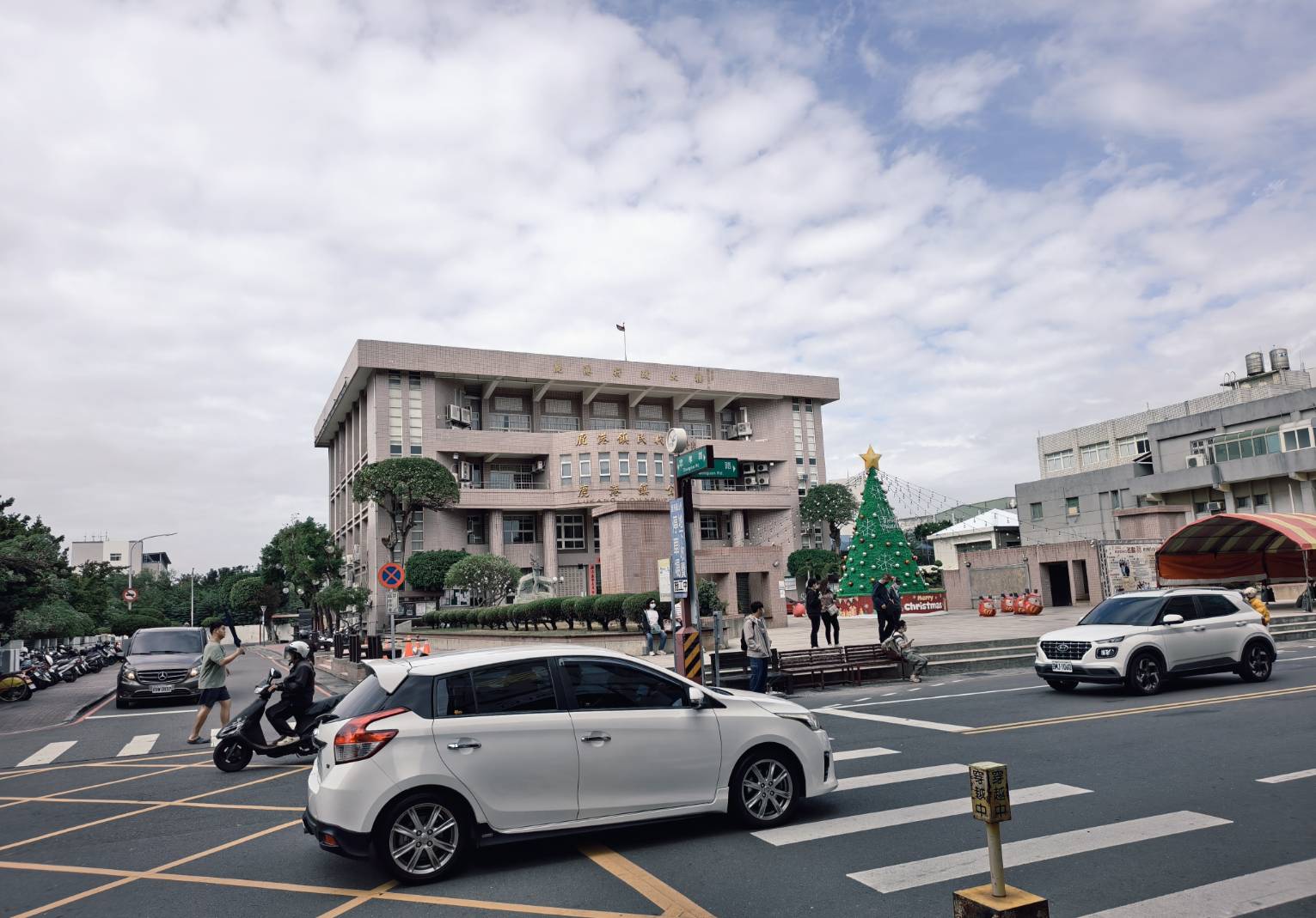 熟齡旅人慢遊鹿港,免驚!老街.麵茶.三輪車.民俗文物館.搭9018去鹿港 - LUCAS阿嬤愛旅行 熟齡旅人慢遊鹿港,免驚!老街.麵茶.三輪車.民俗文物館.搭9018去鹿港 - LUCAS阿嬤愛旅行