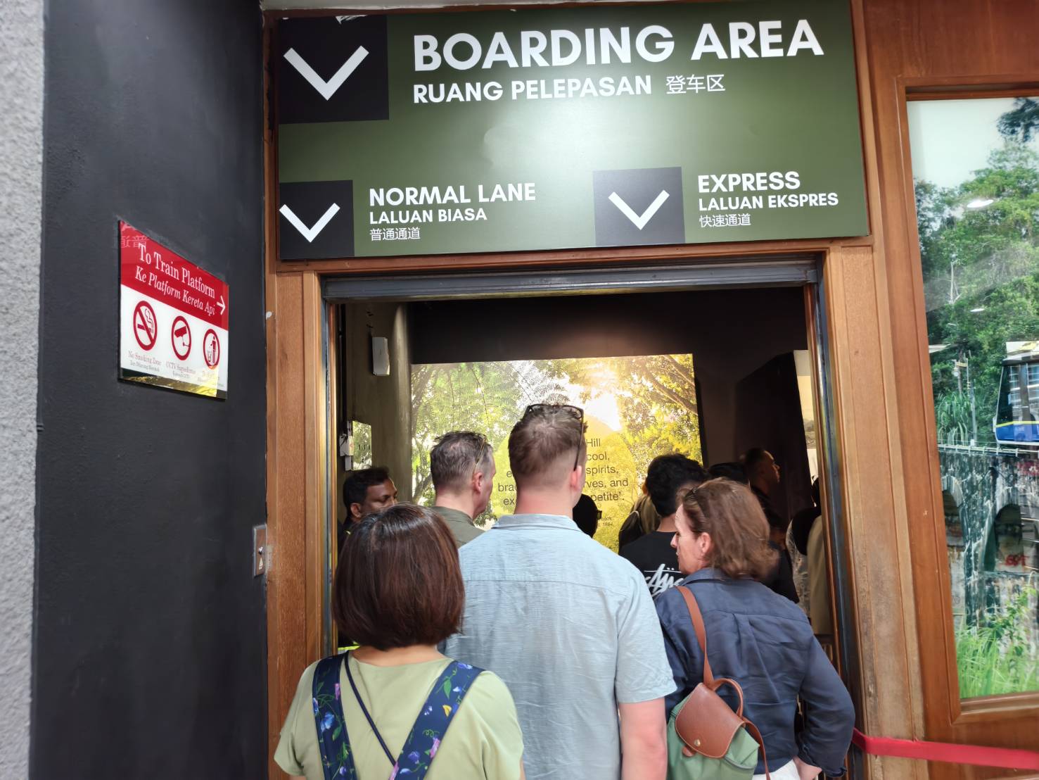 檳城景點︱升旗山一日遊懶人包.立適得陪伴旅人走出人生情緣 - LUCAS阿嬤愛旅行